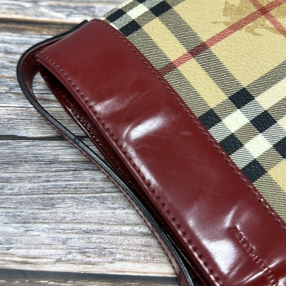 BURBERRY Y2K Nova Check Shoulder Bag PVC Leather Beige Red​ - Picture 3 of 15